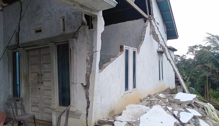 BPBD Solok Selatan 4.127 Jiwa Terdampak Gempa